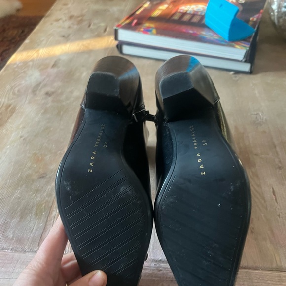 Zara woman’s Black Leather Ankle Boots - Picture 11 of 12